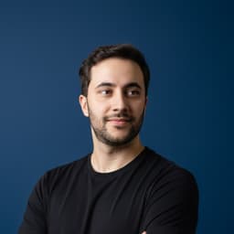Pedro Carvalho, Fundador · Curadoria