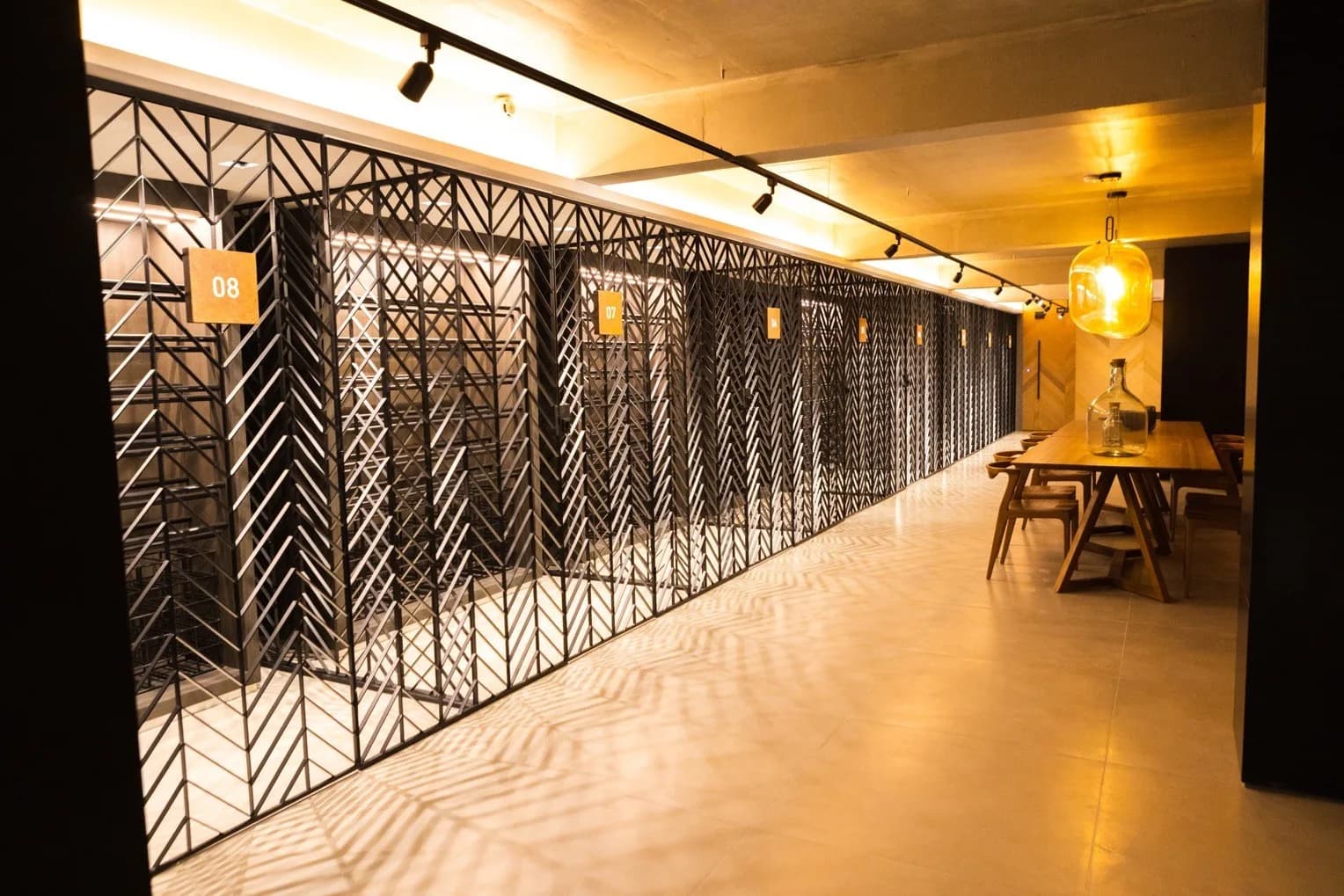 Cave / Adega Privativa, Vigo